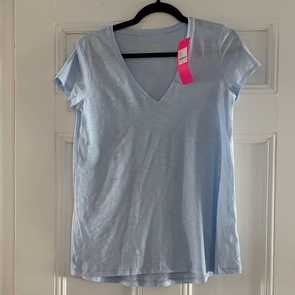 Lilly Pulitzer Tops - Lilly Pulitzer Light Blue V-Neck Short Sleeve Tee